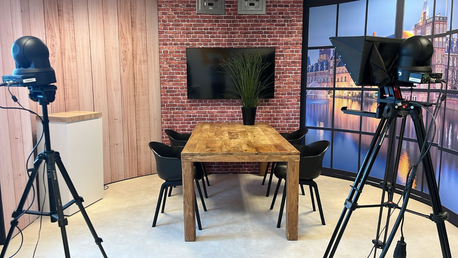 Broadcast Studio Meneer Witjes